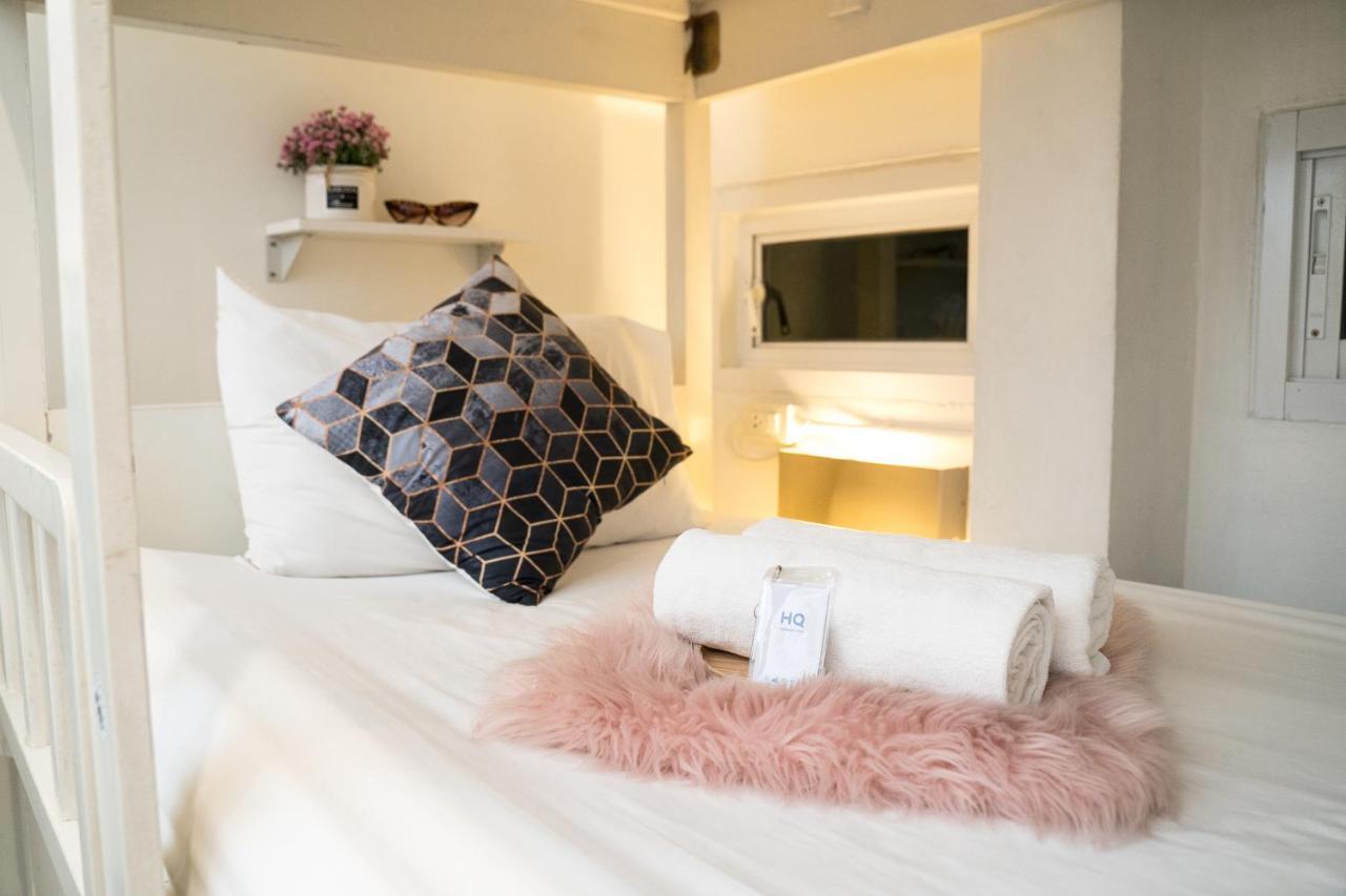 Hq Hostel Silom Bangkok Dış mekan fotoğraf